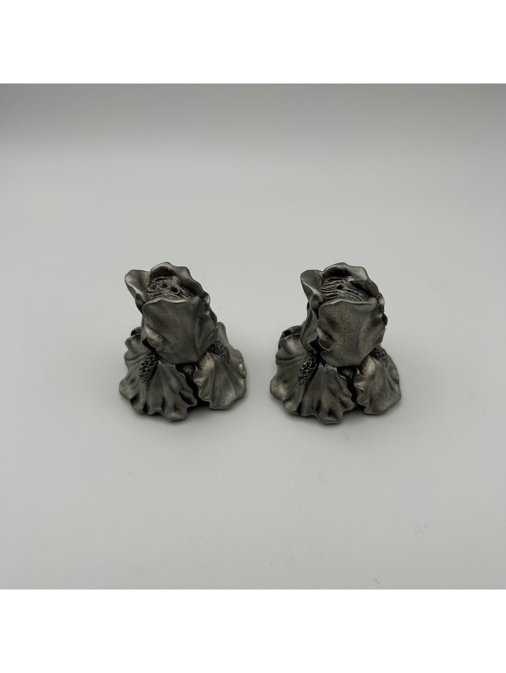 Vintage Canadian Seagull 1994 Pewter Iris Salt And Pepper Shakers